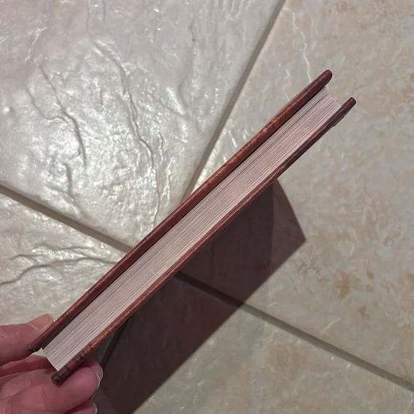 The Secret - Book - Picture 3 of 5